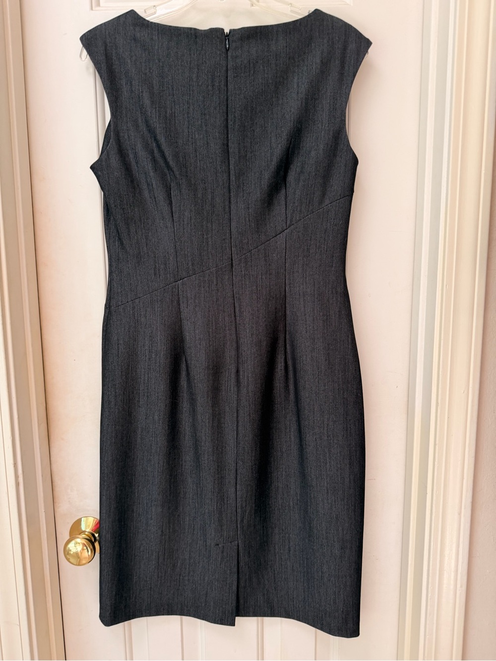 Calvin Klein Charcoal Sheath Dress, Professional Style, Font Pleating, Sz 6 - Picture 8 of 14